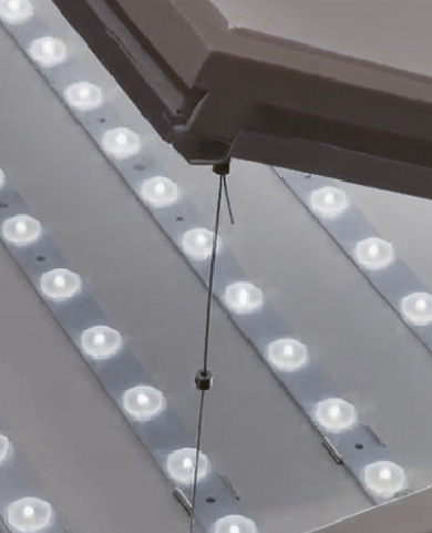 Equipped with a dedicated safety clip system
